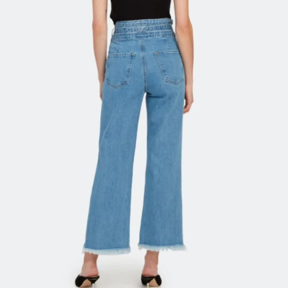 NWT J Brand Sukey Super High Rise Cropped Jeans - Picture 2 of 10